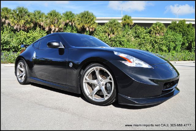 Nissan 370Z 2010 photo 3