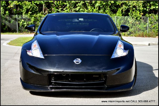 Nissan 370Z 2010 photo 4