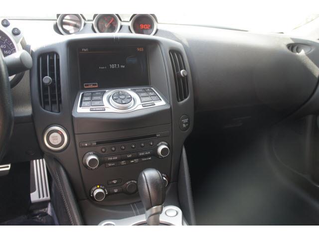 Nissan 370Z 2011 photo 1