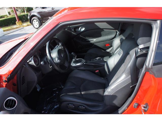 Nissan 370Z 2011 photo 6