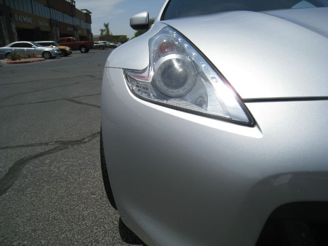 Nissan 370Z 2011 photo 4