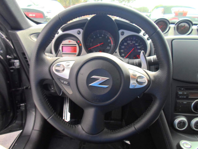 Nissan 370Z 2012 photo 2