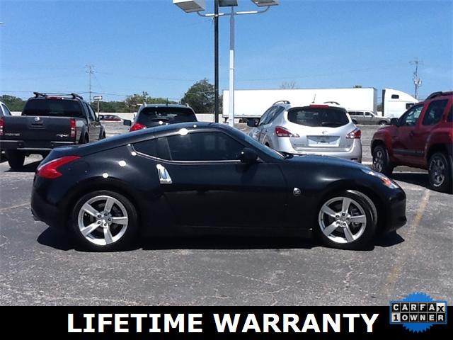 Nissan 370Z 2012 photo 3
