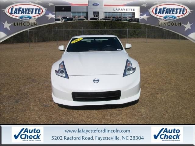 Nissan 370Z 2012 photo 2