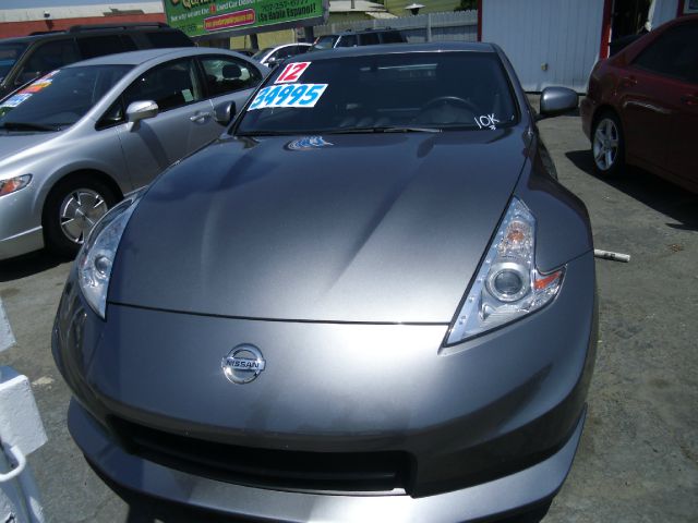 Nissan 370Z 2012 photo 2