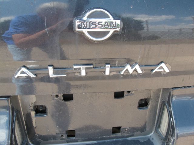 Nissan Altima 1993 photo 11