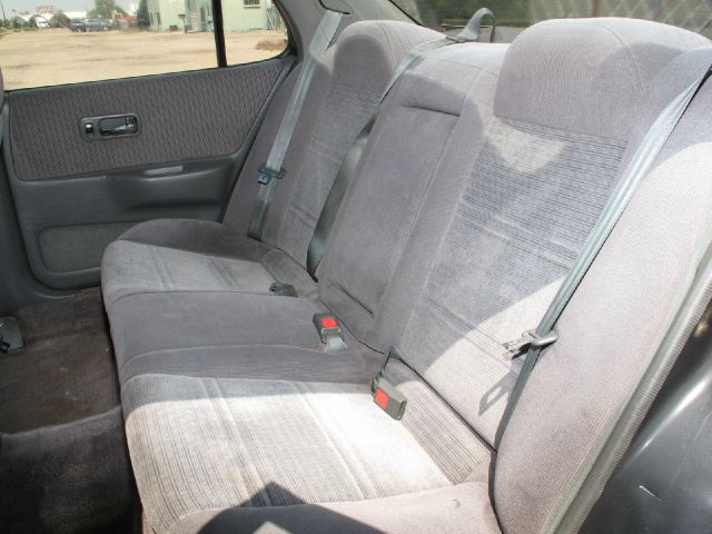 Nissan Altima 1993 photo 14