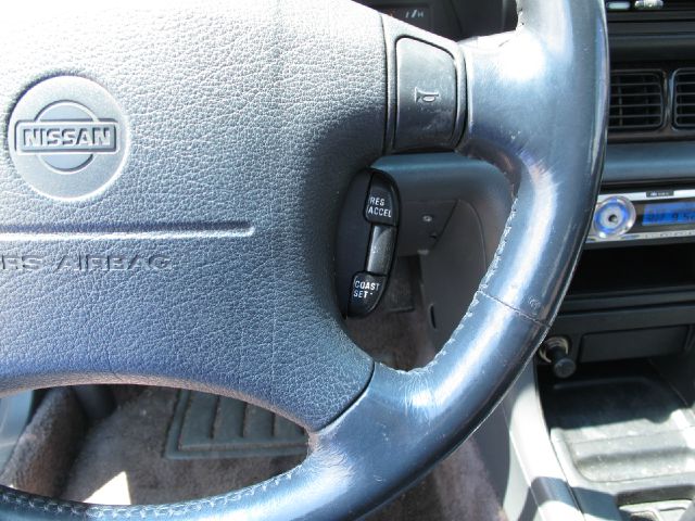 Nissan Altima 1993 photo 3