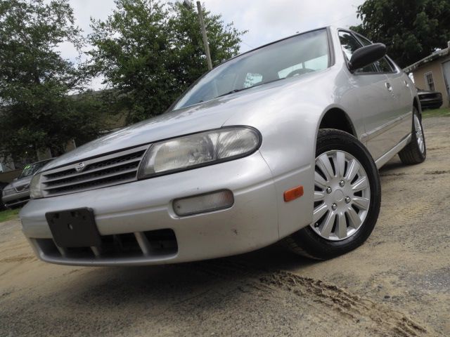 Nissan Altima 1995 photo 19