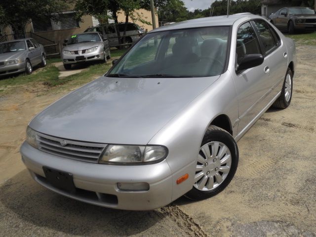 Nissan Altima 1995 photo 22