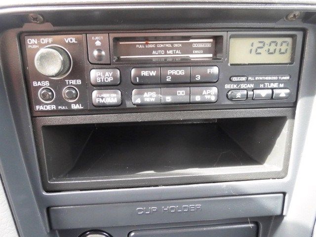 Nissan Altima 1995 photo 27