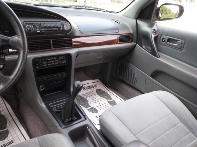 Nissan Altima 1995 photo 32