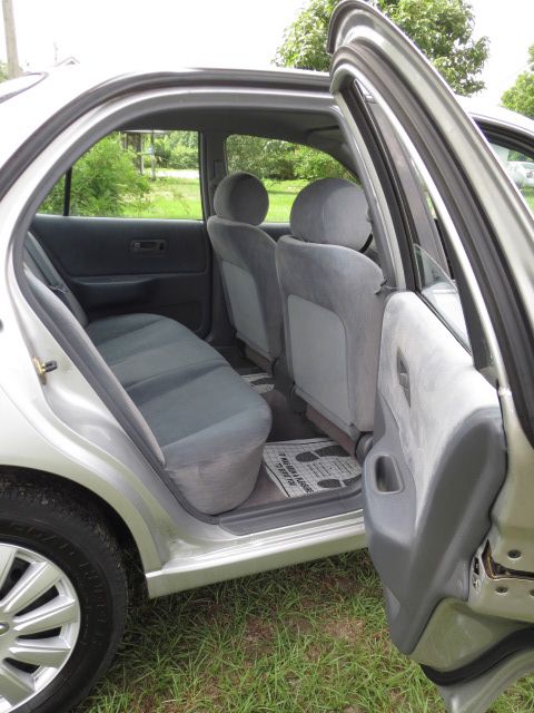 Nissan Altima 1995 photo 34