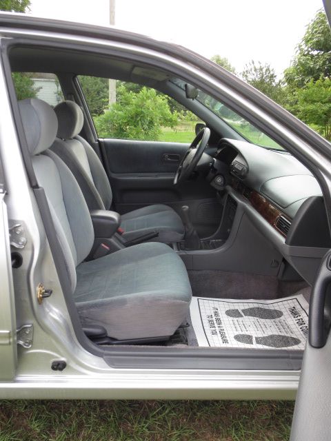 Nissan Altima 1995 photo 37