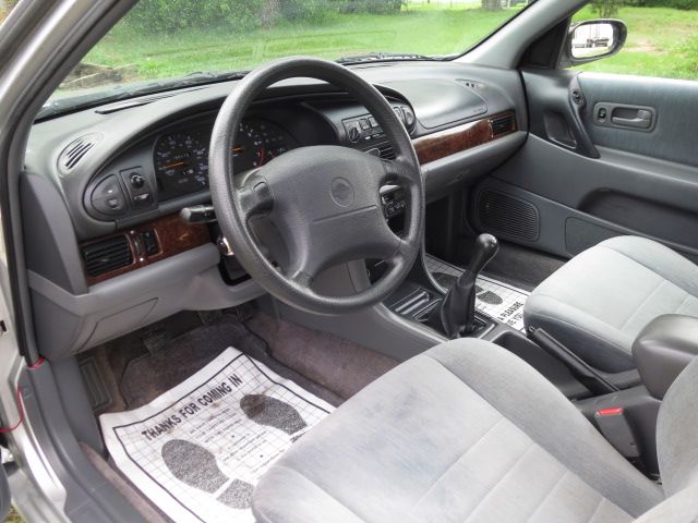 Nissan Altima 1995 photo 46