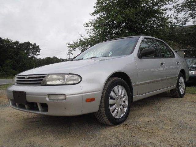 Nissan Altima 1995 photo 58