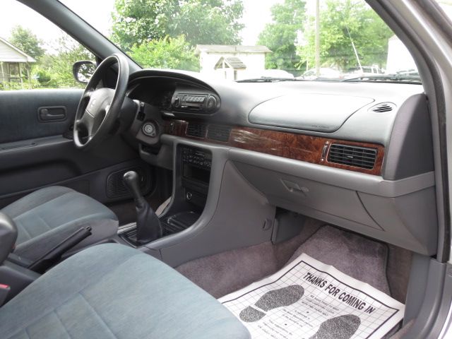 Nissan Altima 1995 photo 7