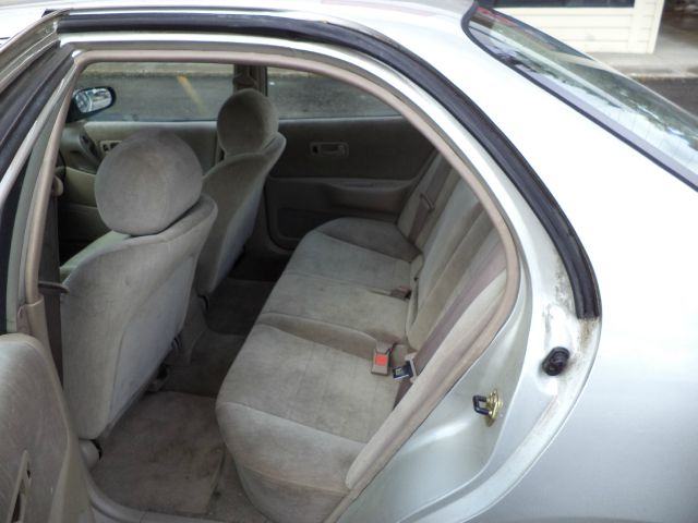 Nissan Altima 1995 photo 1