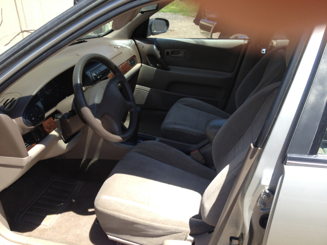 Nissan Altima 1995 photo 2