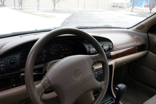 Nissan Altima 1995 photo 1