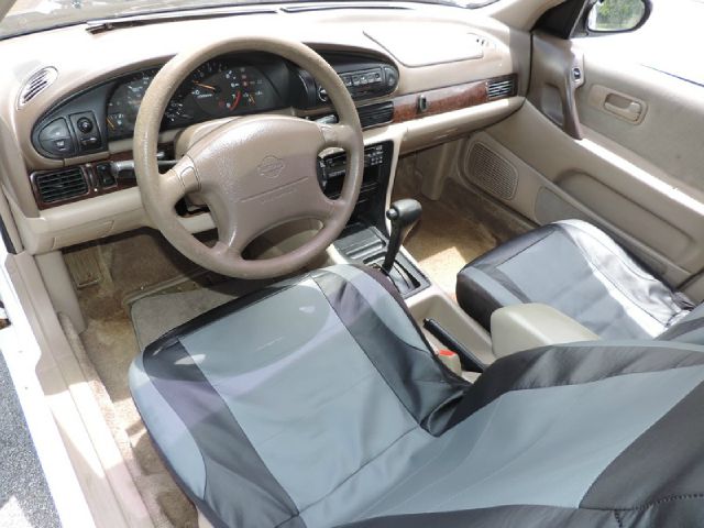 Nissan Altima 1996 photo 1