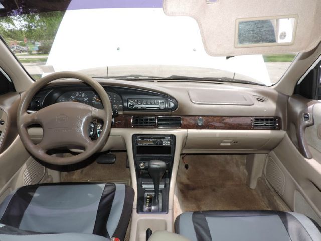 Nissan Altima 1996 photo 12