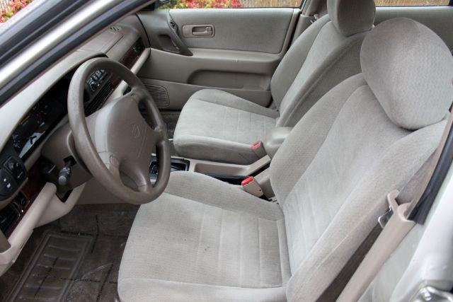 Nissan Altima 1997 photo 1
