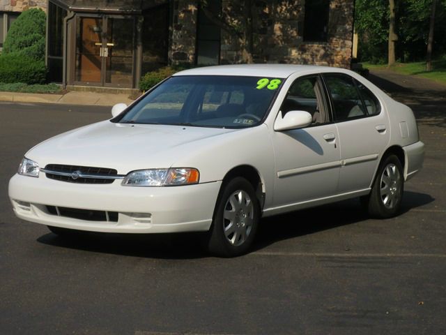 Nissan Altima 1998 photo 3
