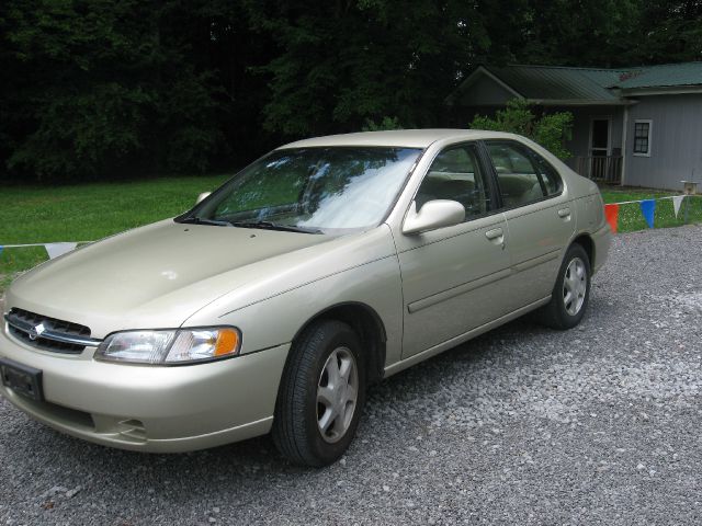 Nissan Altima 1999 photo 5