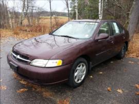 Nissan Altima 1999 photo 2