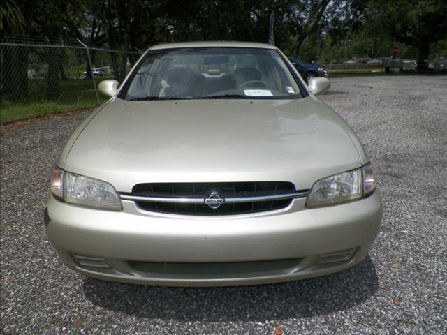 Nissan Altima 1999 photo 3