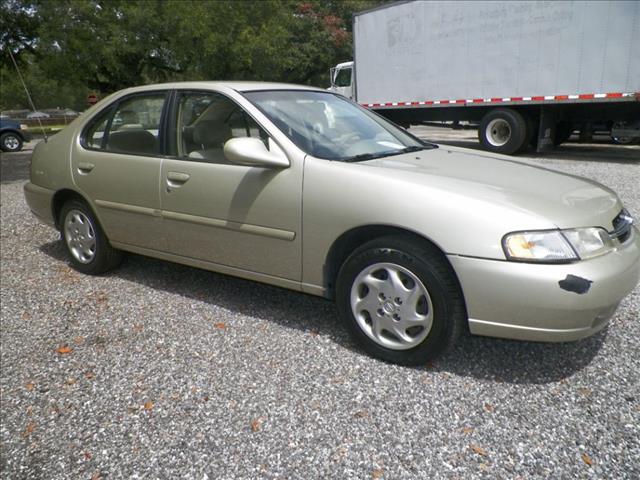 Nissan Altima 1999 photo 4
