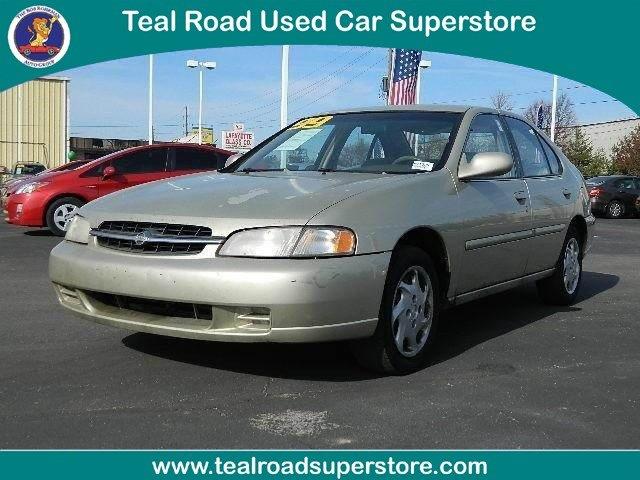Nissan Altima 1999 photo 4