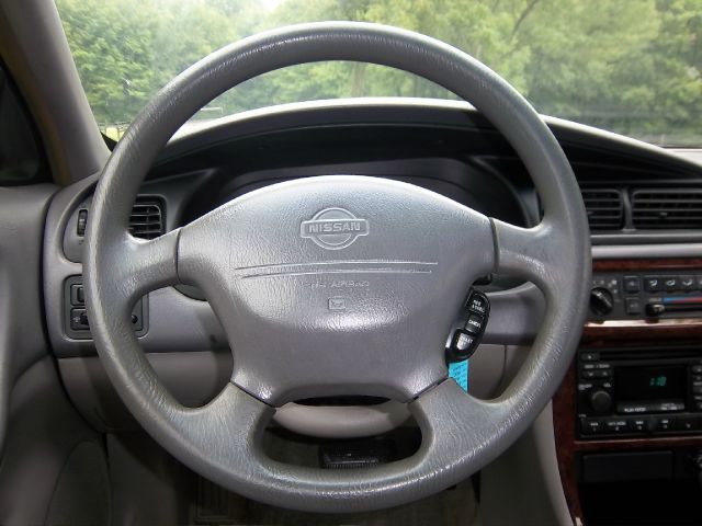 Nissan Altima 1999 photo 22