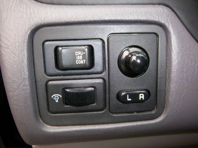 Nissan Altima 1999 photo 31