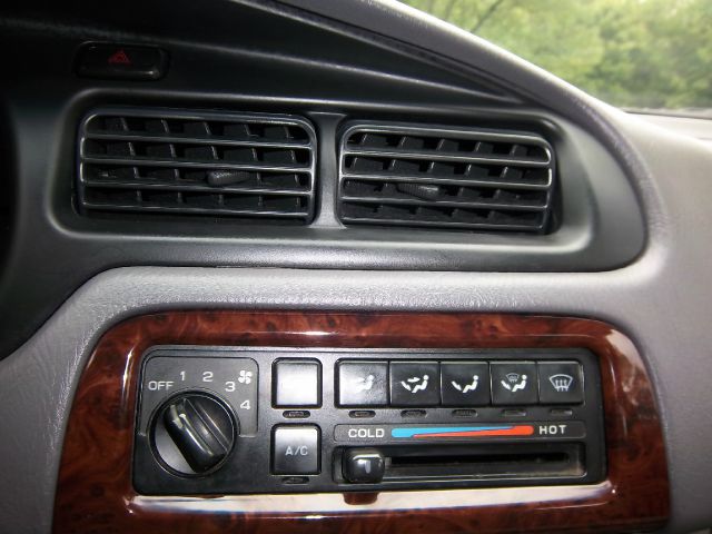 Nissan Altima 1999 photo 34