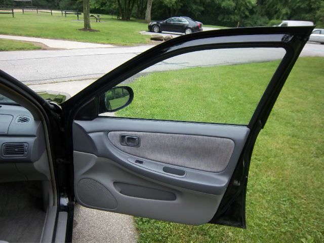 Nissan Altima 1999 photo 8