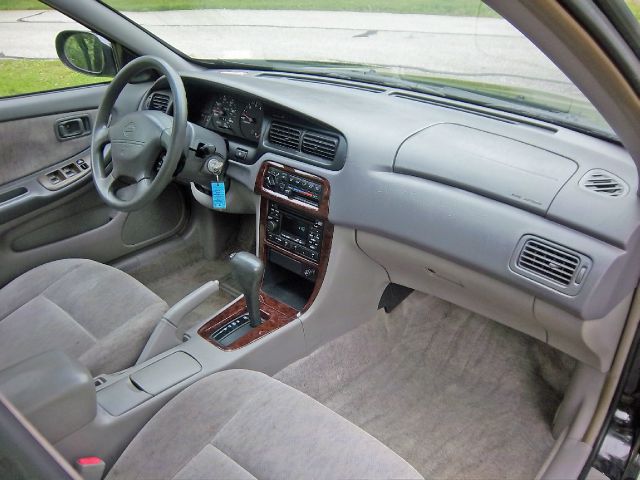 Nissan Altima 1999 photo 9