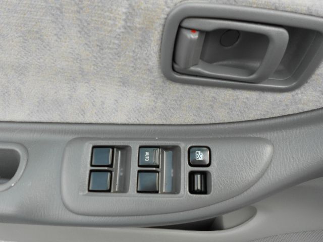 Nissan Altima 1999 photo 4