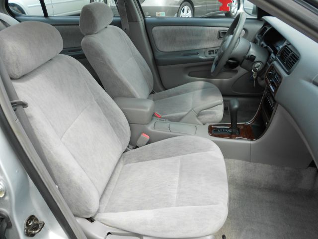 Nissan Altima 1999 photo 8