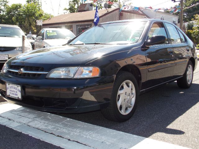Nissan Altima 1999 photo 3