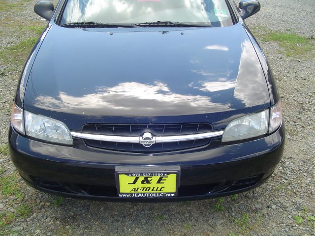 Nissan Altima 1999 photo 2