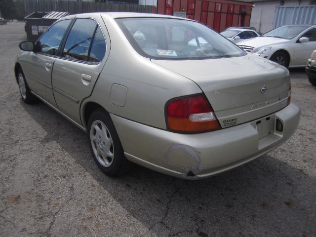 Nissan Altima 6 Speed Transmision Sedan