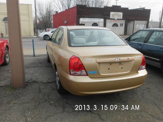 Nissan Altima 3.0 Quattro Sedan