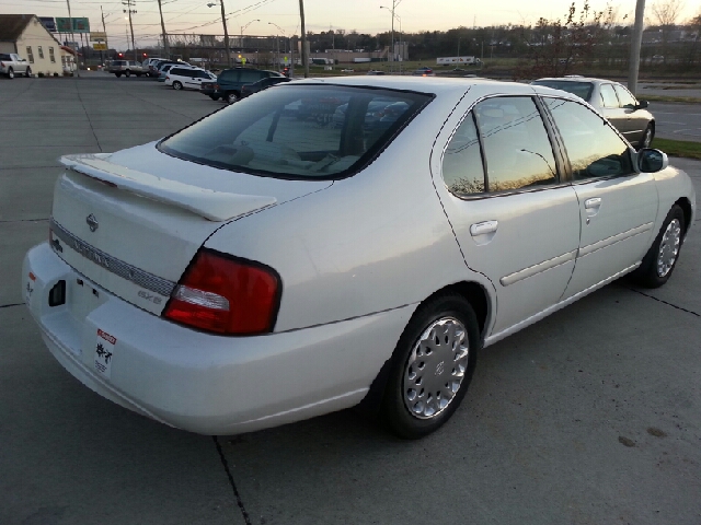 Nissan Altima ION 2 Four Door Sedan