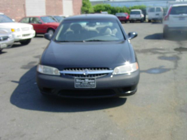 Nissan Altima 2000 photo 6