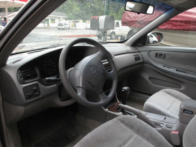 Nissan Altima 2000 photo 1