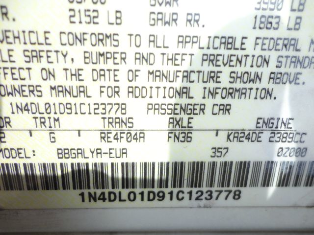 Nissan Altima 2001 photo 1