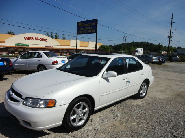 Nissan Altima 2001 photo 7