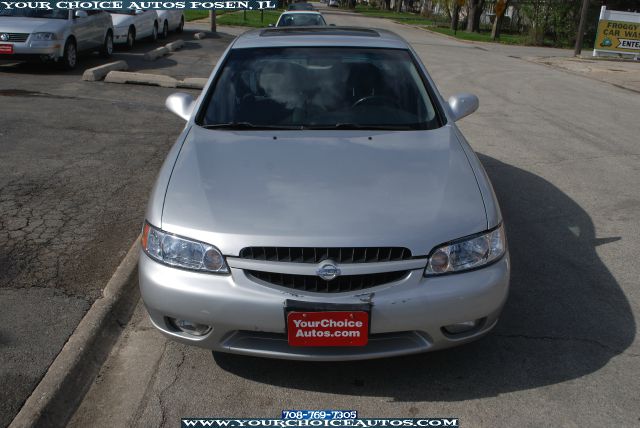 Nissan Altima 2001 photo 2